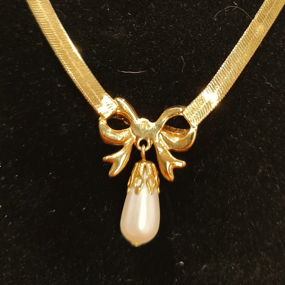 Gold Tone Bow Necklace by Luminess with faux pearl drop - Picture 2 of 7